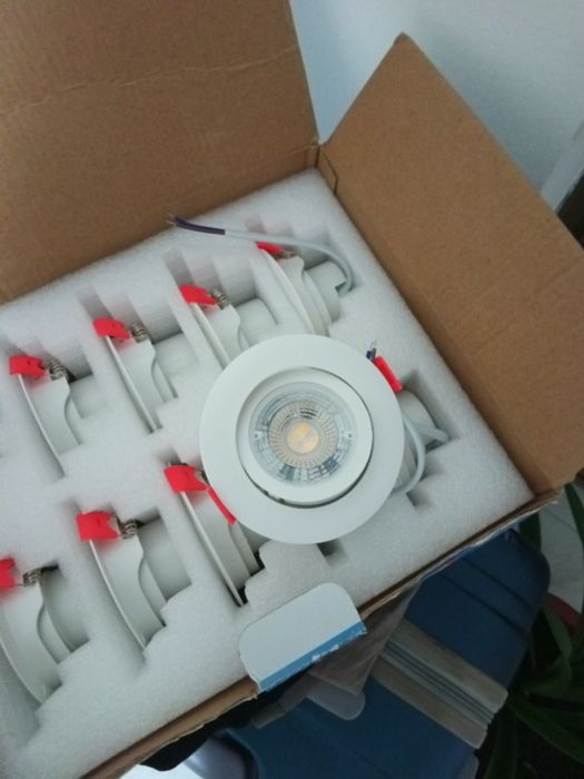 Spoturi led reglabile