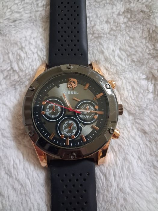 Часовник  Diesel