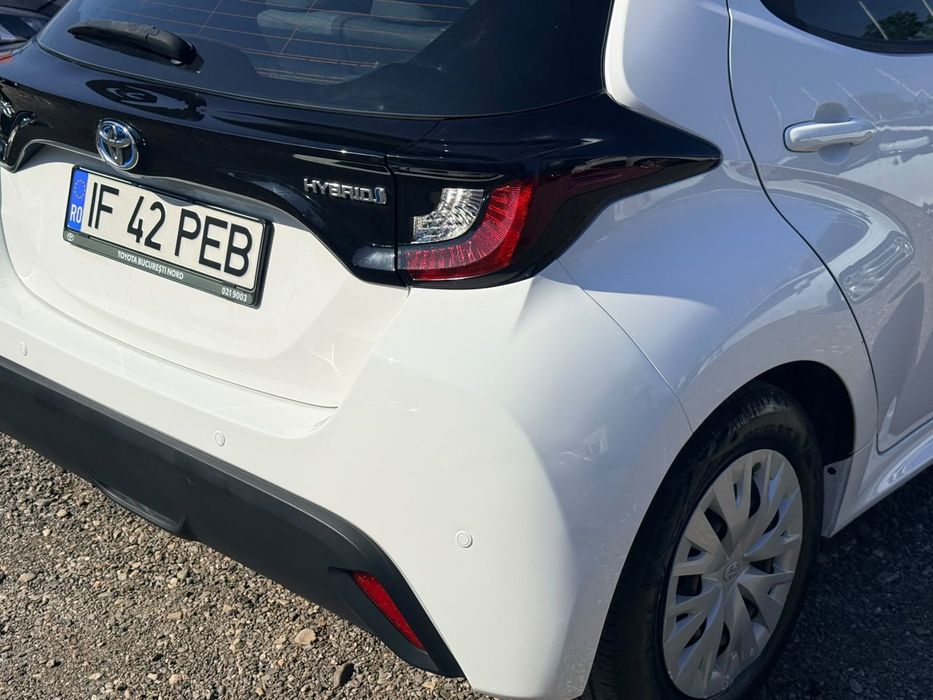 Toyota Yaris Unic proprietar - Km 100% reali - TVA deductibil