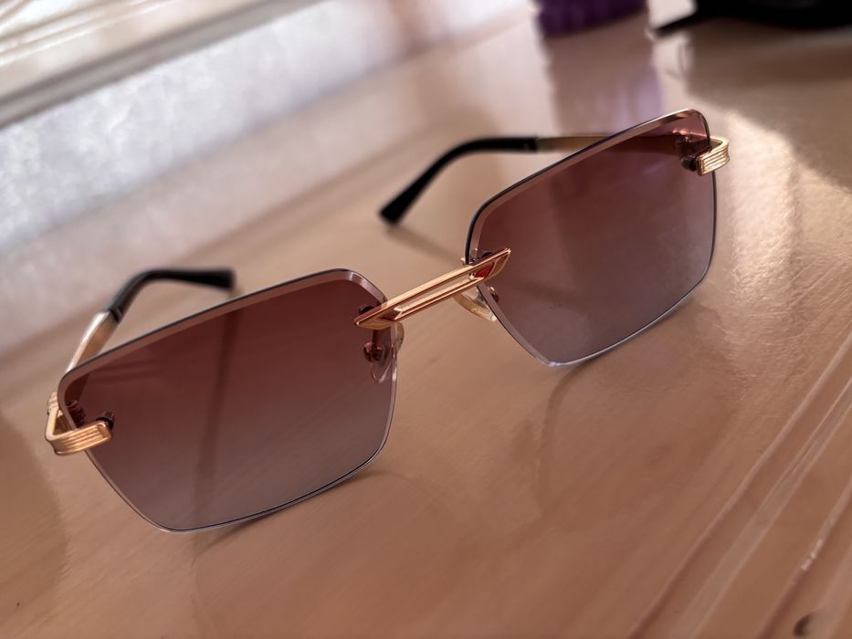 Продам солнцезащитные очки