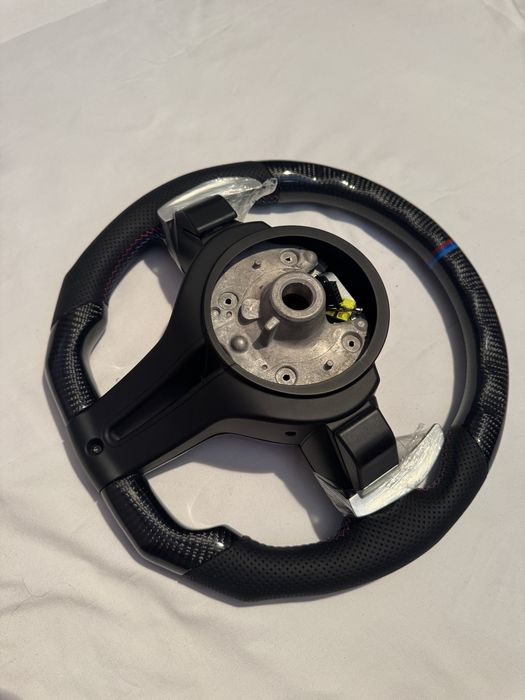Volan BMW generatia E, plug and play, retrofit e90 e71 70 etc