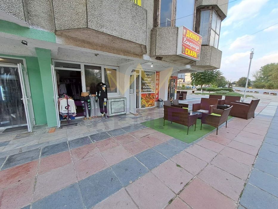 Продава се Магазин в с. Гроздьово, Област Варна - 985 кв.м за 102 €/кв.м - Снимка #6