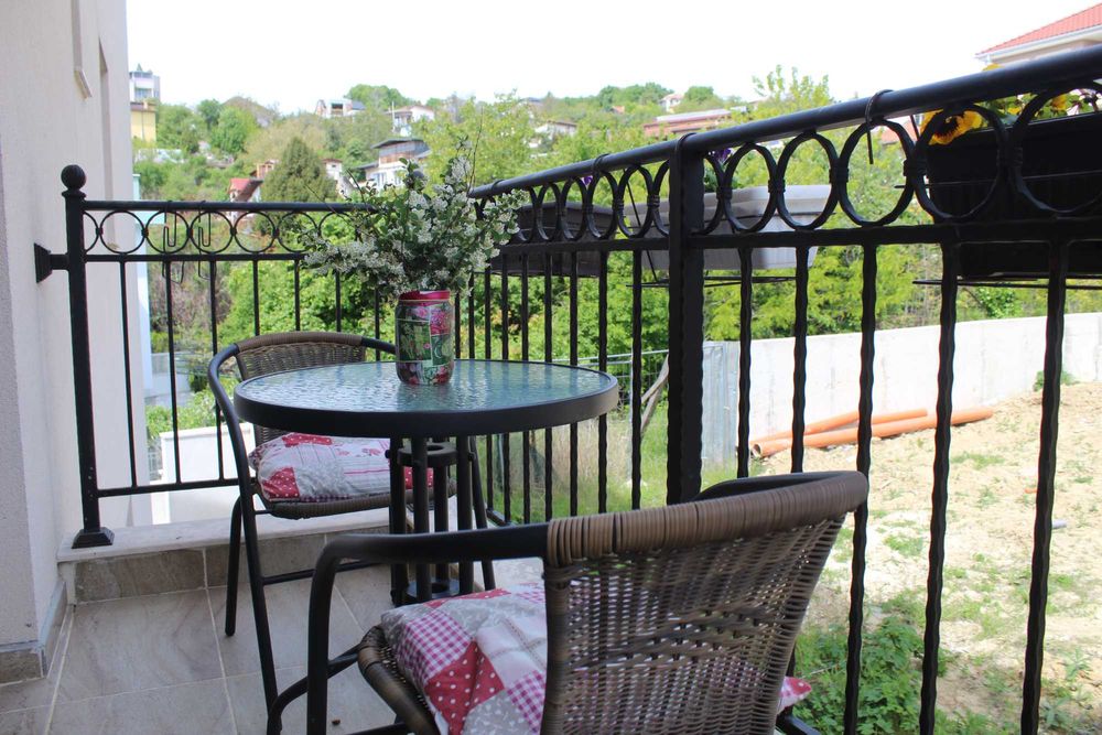 Дава се под наем Едностаен апартамент в Варна, Възраждане 1 - 32 кв.м за 400 € - Снимка #2