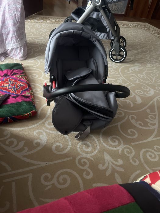 Коляска детская .