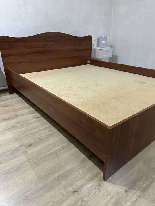 Продам шкаф и кровать
