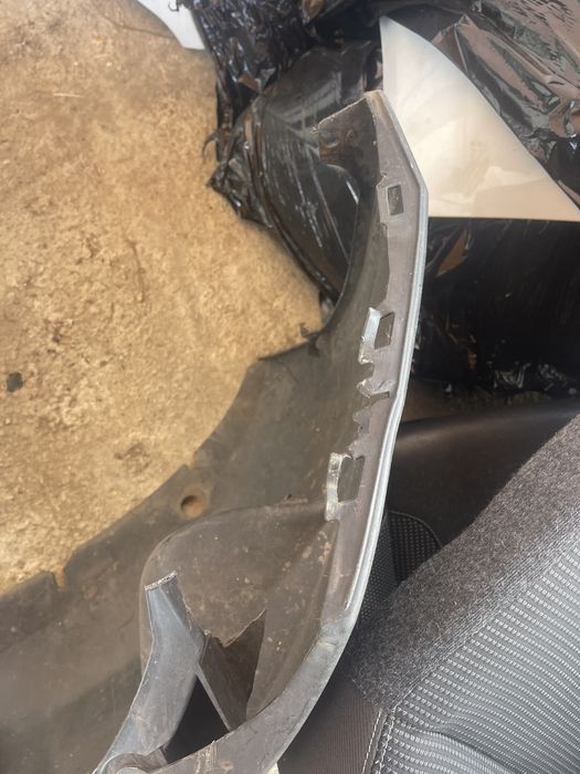 Bara fata cu grila renault master 2011-2015