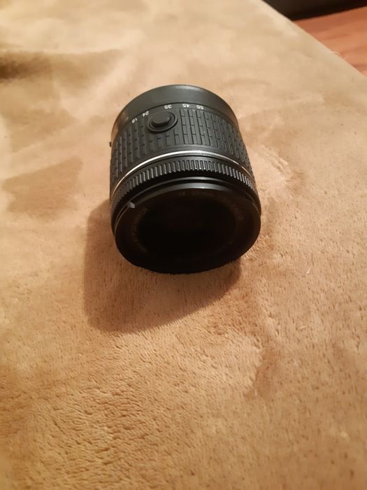 Продам объектив Nikon 18-55mm
