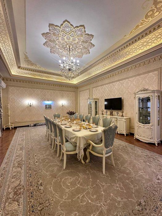 Район: Юнусабадский  Улица: Зенит 5.8  сотки 550  кв.м.