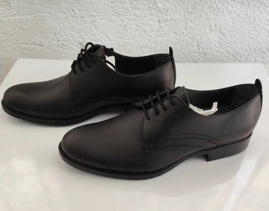 2 чифта нови мъжки черни обувки от естествена кожа №41 и 42