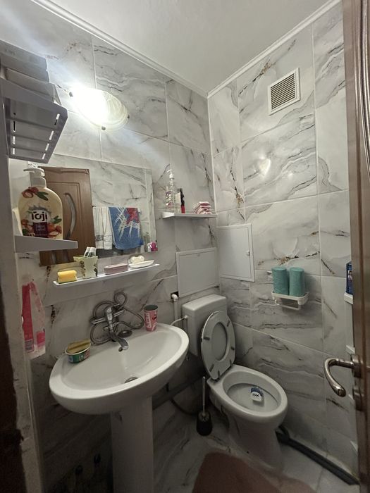 se vinde garsonieră confort redus