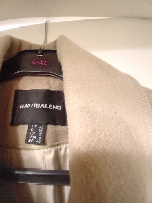 дамско палто на марката BATTIBALENO, размер 40