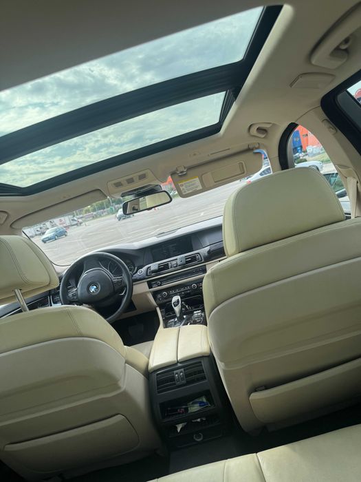 BMW F11 520d 2010
