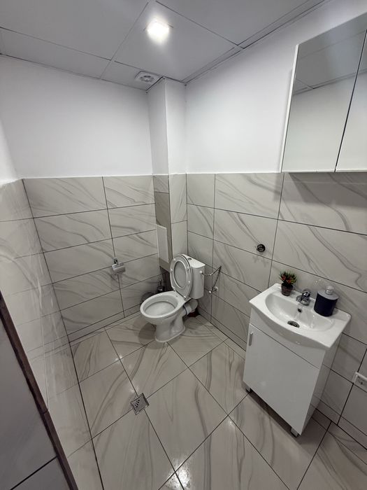 Дава се под наем Магазин в Търговище, Център - 57 кв.м за 408 € - Снимка #5