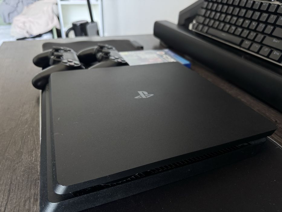 PlayStation 4 Slim 1 Tb