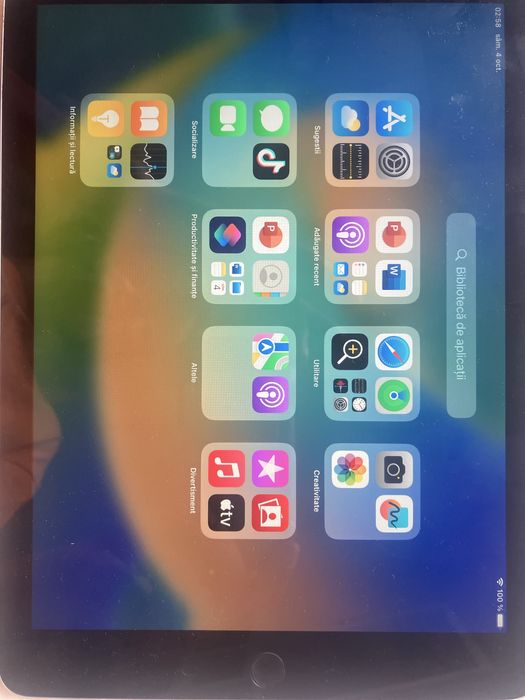 Tableta Ipad ( generatia a 6-) impecabila,