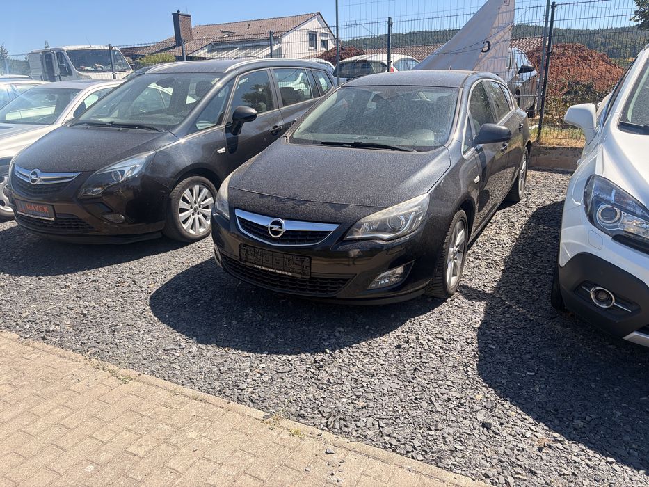 Opel Astra J 1.7 Diesel 125 CP 6 Trepte