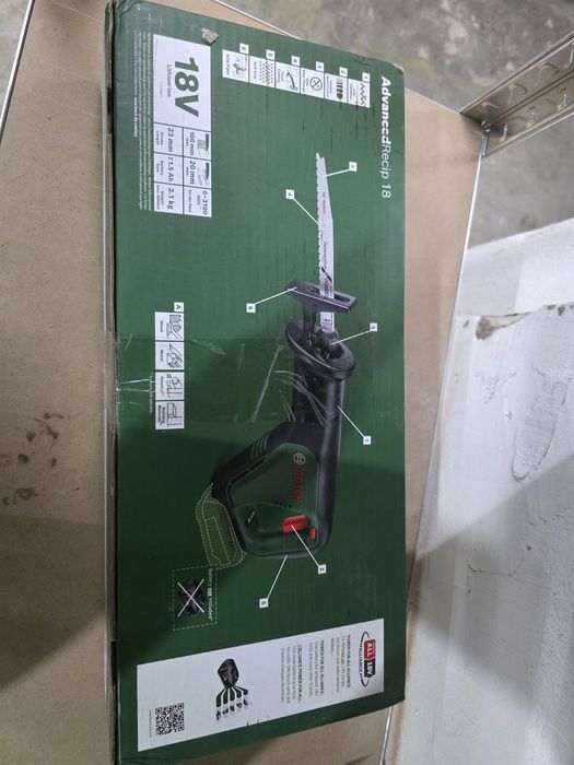 Fierastrau sabie cu acumulator 18V, schimbare panza fara scule Bosch AdvancedRecip 18