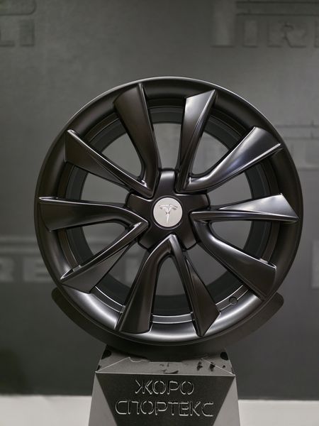 18цола Тесла 5х114.3 Tesla 5x114.3