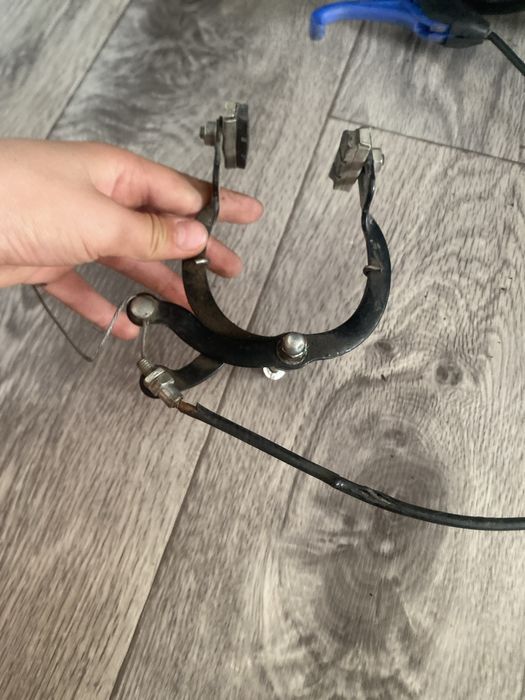 Отдам в обмен передние тормоза барс