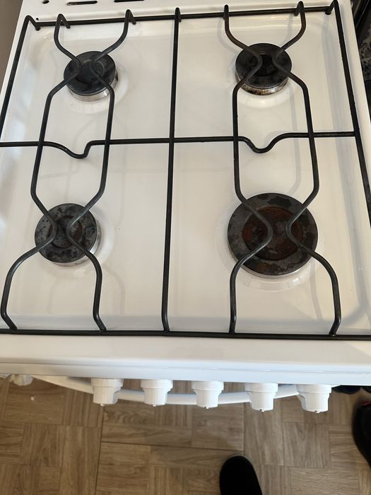 Газ плита FLAMA .