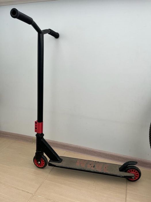 Самокат в отличном состоянии
