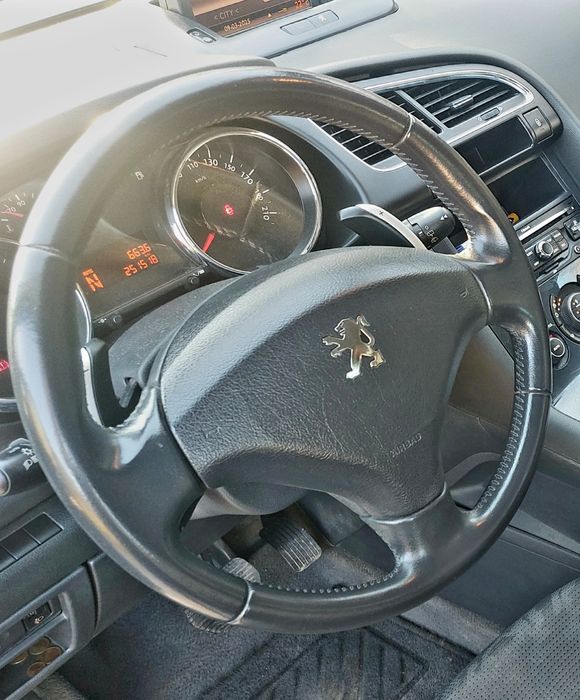 Кожен волан Peugeot 3008, 5008 (2009-2015) ‼️Без AirBag‼️