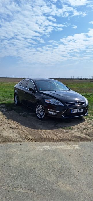 Vând sau schimb Ford Mondeo