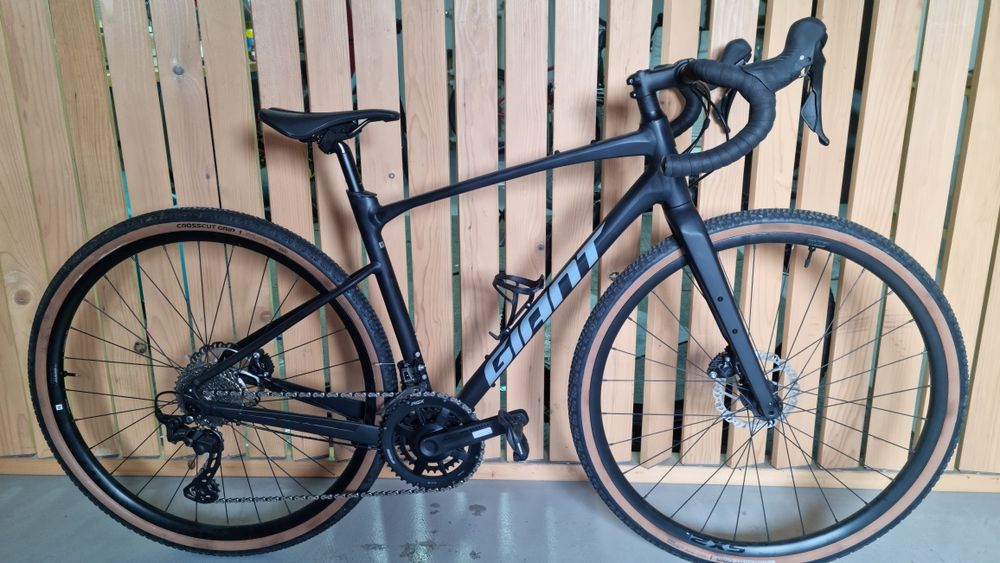 Bicicleta gravel Giant
