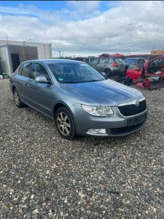 Dezmembrez Skoda Superb 2012 1.6 Tdi