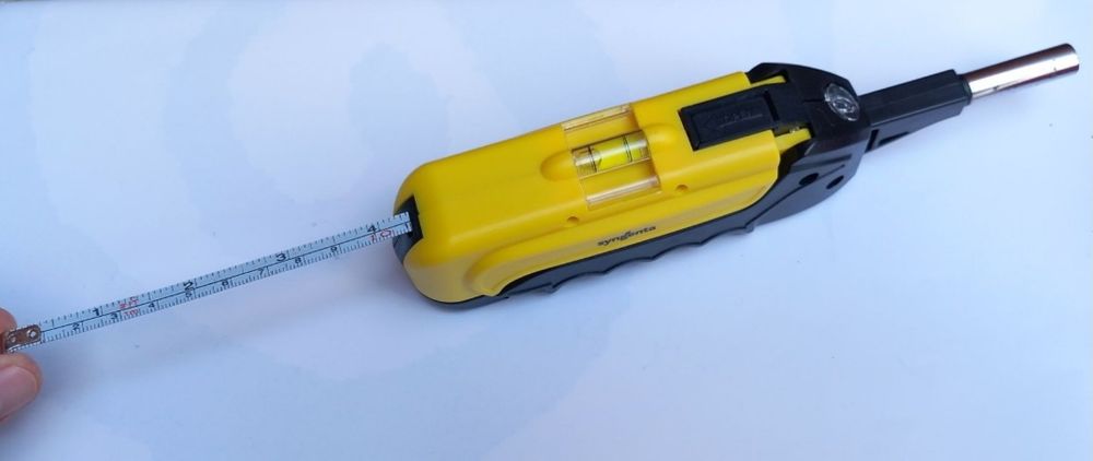 Мултиинструмент "Hinged" със 17 възможности