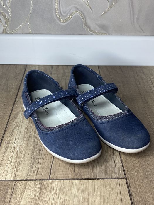 Туфли на девочку