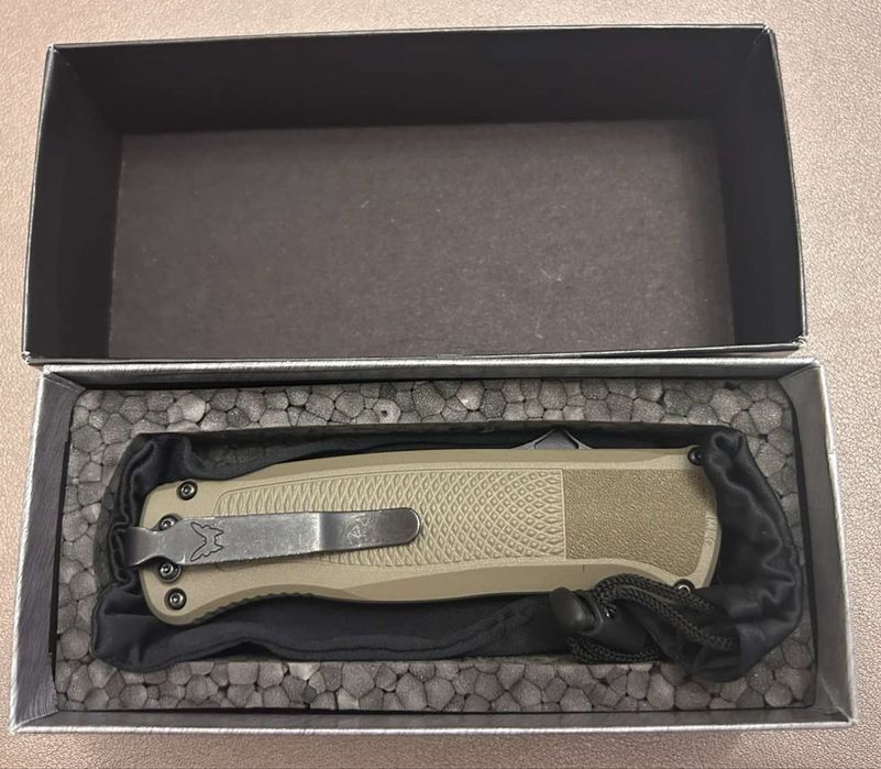 Benchmade 5371 shootout