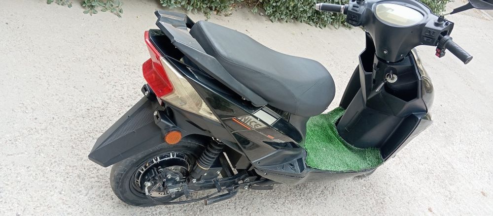 Srochniy sotiladi Elektro skuter
