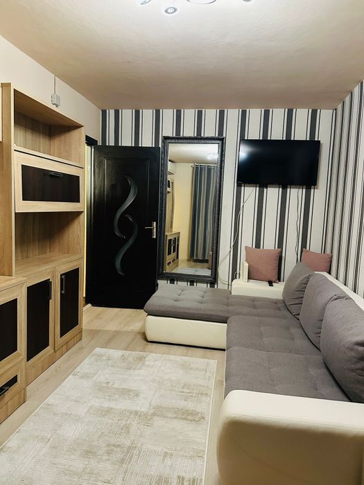 Închiriez garsonieră in Calea Lipovei -fără agentie