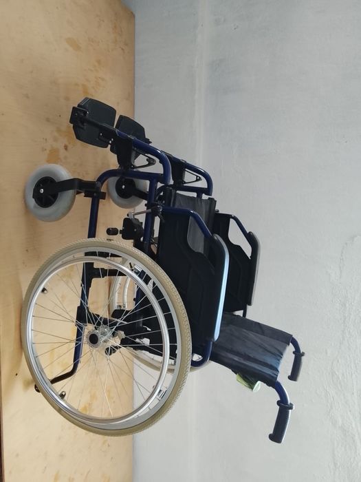 Инвалидная коляска