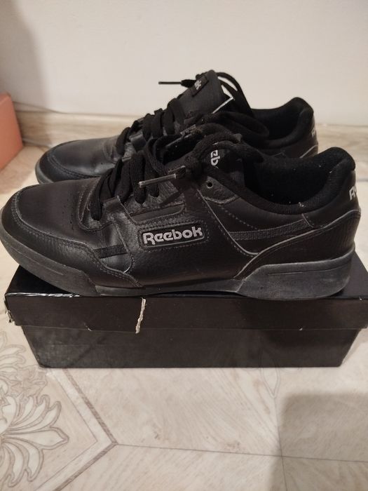 Продам обувь одежду