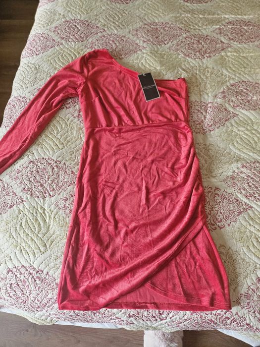 Много запазени рокли 20€ бр