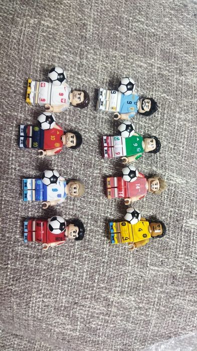 Лего футболисты и стенд