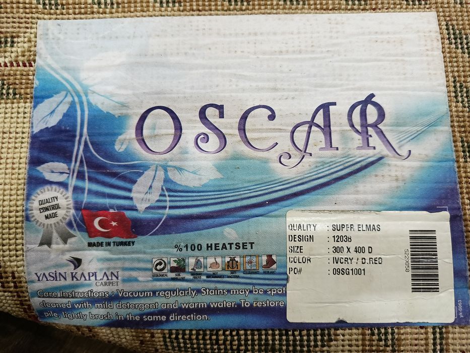 Продается ковры в хорошем состаяние