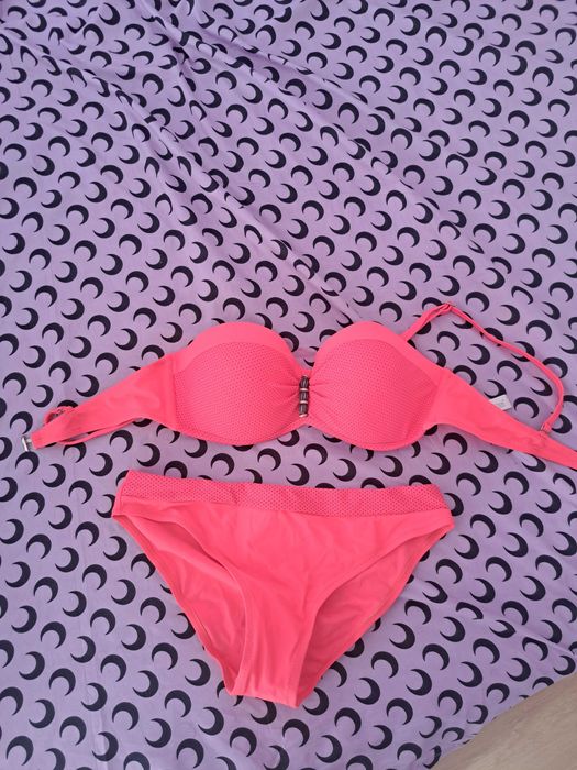 Женски бански костюм