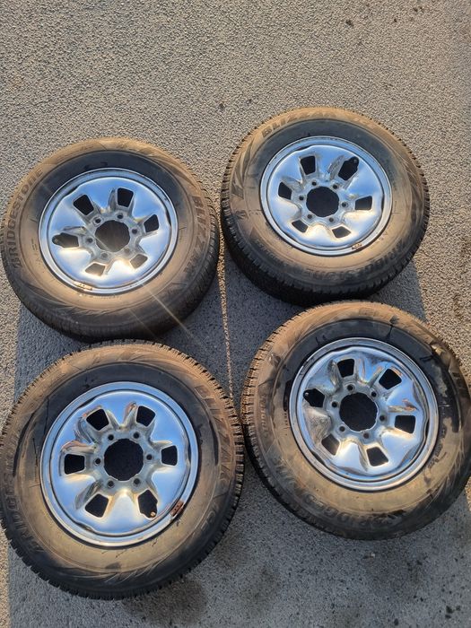 Шины с дисками  (колёса в сборе)