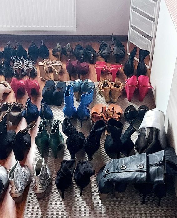 Pantofi,sandale,ghete,adidasi si altele marimi 39-40