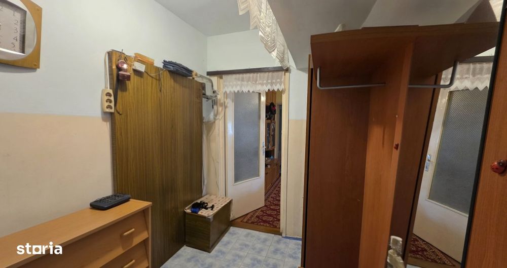 Apartament 4 camere, Dacia, Etaj 3, Centrala proprie, Mobilat si utila