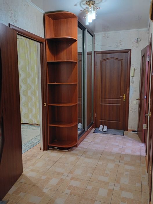 Сдам комнату для девушек или женщине