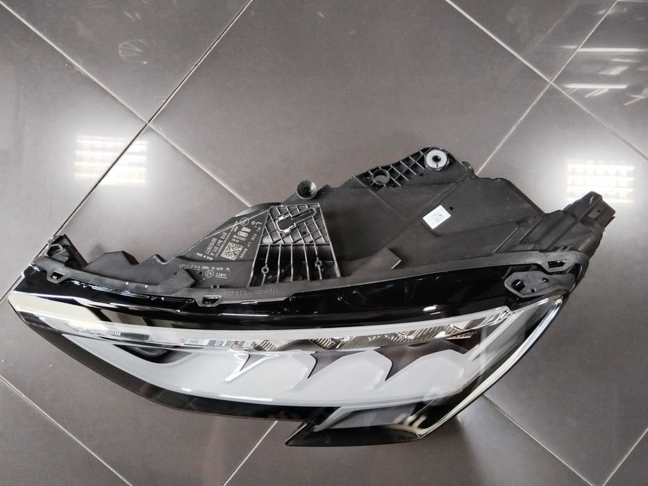 НОВ Ляв Фар Комплект LED Audi A3 S3 8Y 2020- 8Y0941011A