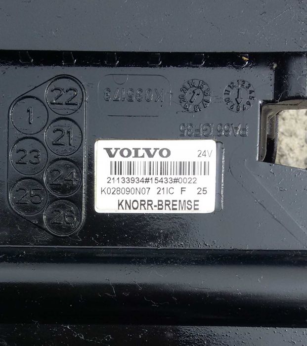 Кран Клапан Подушек ECAS FH4 FM4  2015г.