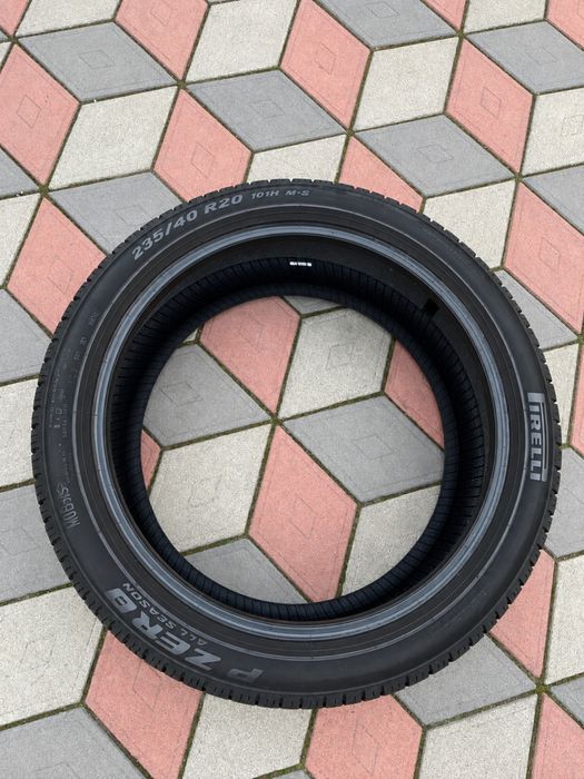 Шины 2шт Pirelli 255/40 R20