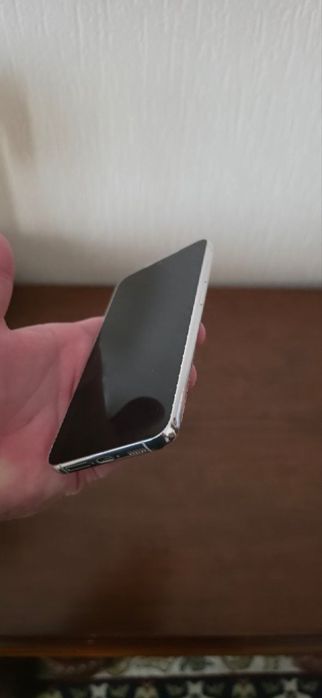 Samsung S23 plus +