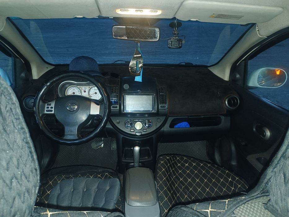 Продается Nissan note 2007 года, 1.6 автомат!
