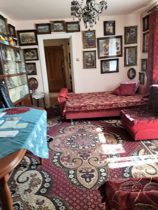 Inchiriez apartament 2 camere zona sala Olimpia